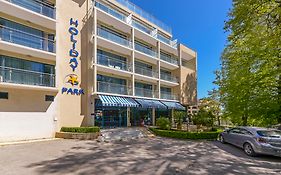 Холидей Парк